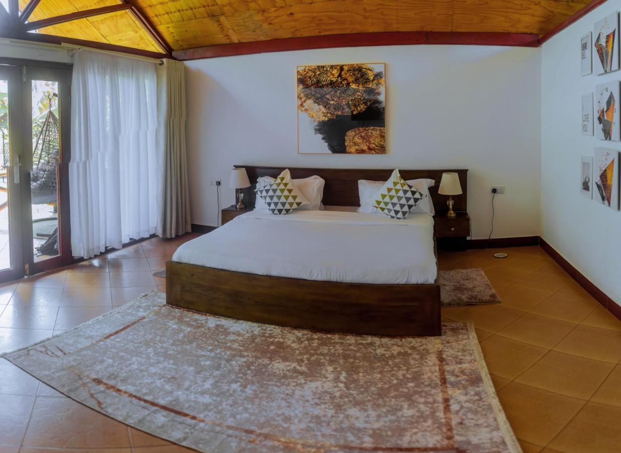 Shose Farmhouse Chalets & Campsite Moshi Bagian luar foto