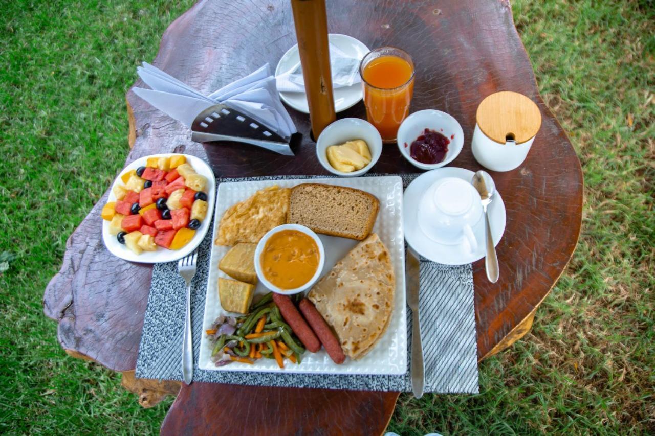 Shose Farmhouse Chalets & Campsite Moshi Bagian luar foto