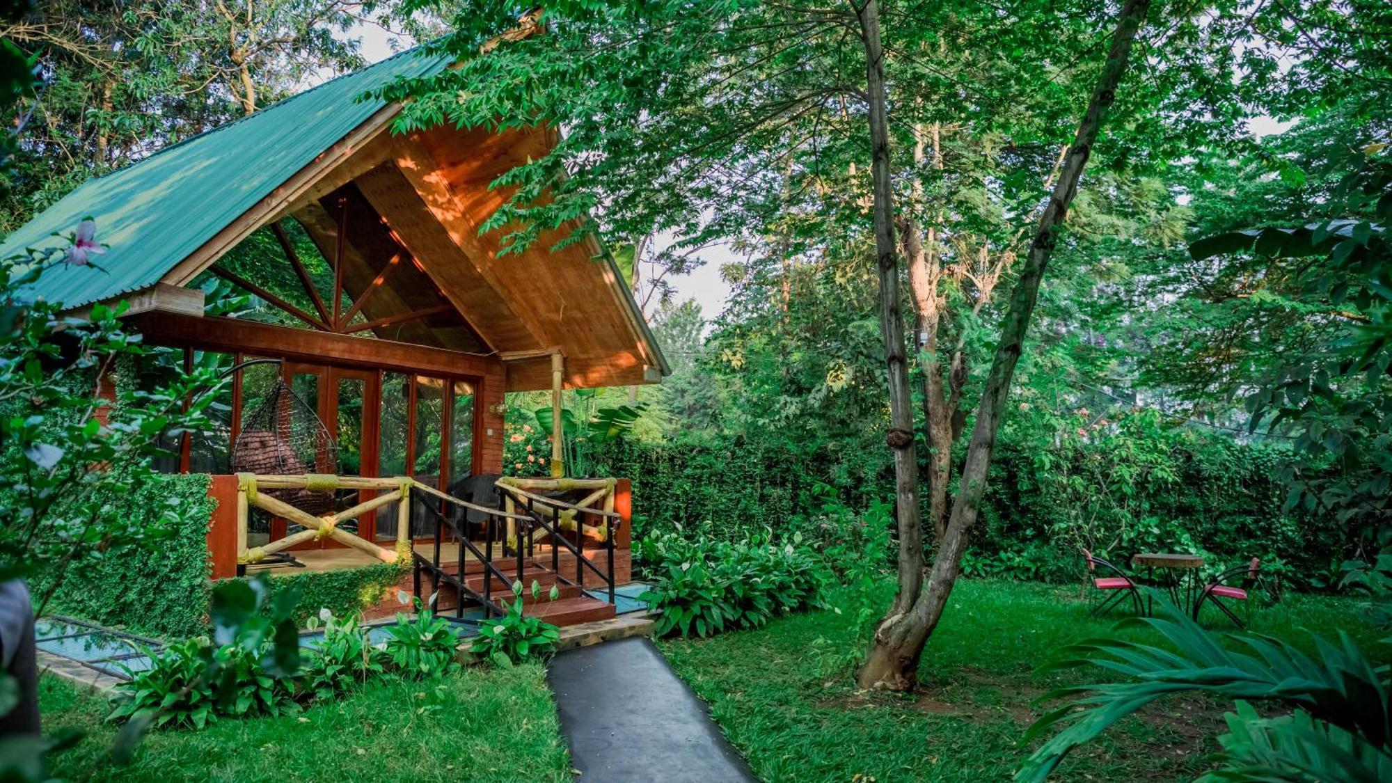 Shose Farmhouse Chalets & Campsite Moshi Bagian luar foto