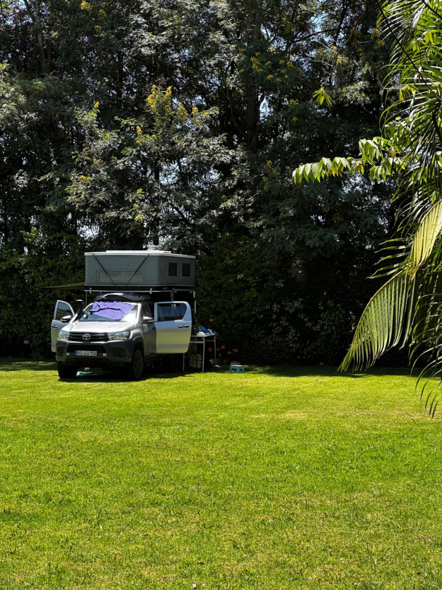 Shose Farmhouse Chalets & Campsite Moshi Bagian luar foto