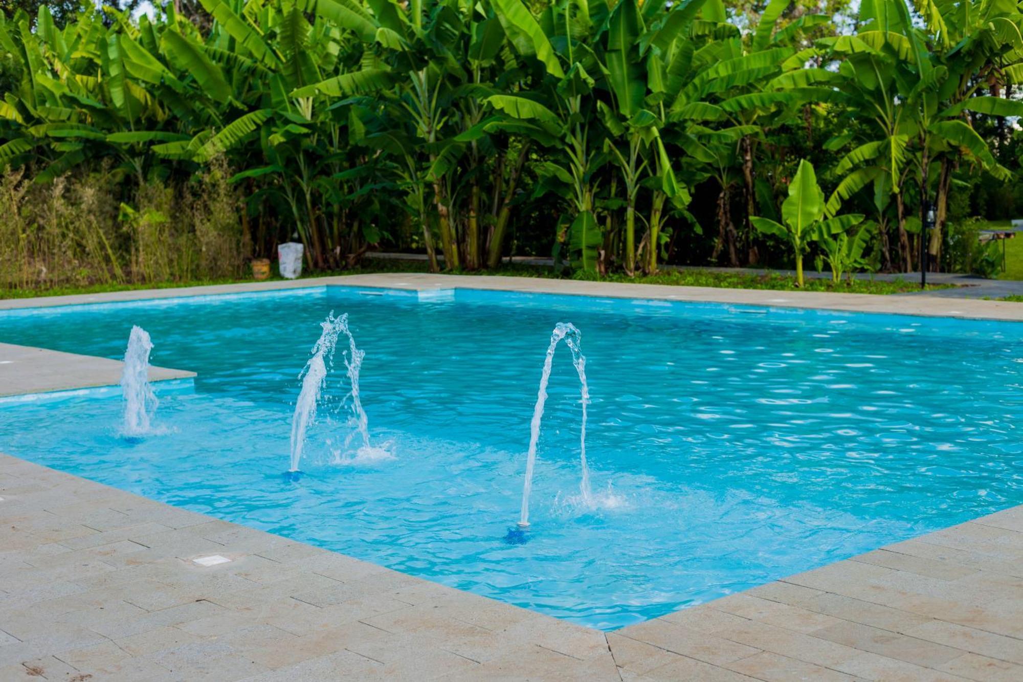 Shose Farmhouse Chalets & Campsite Moshi Bagian luar foto